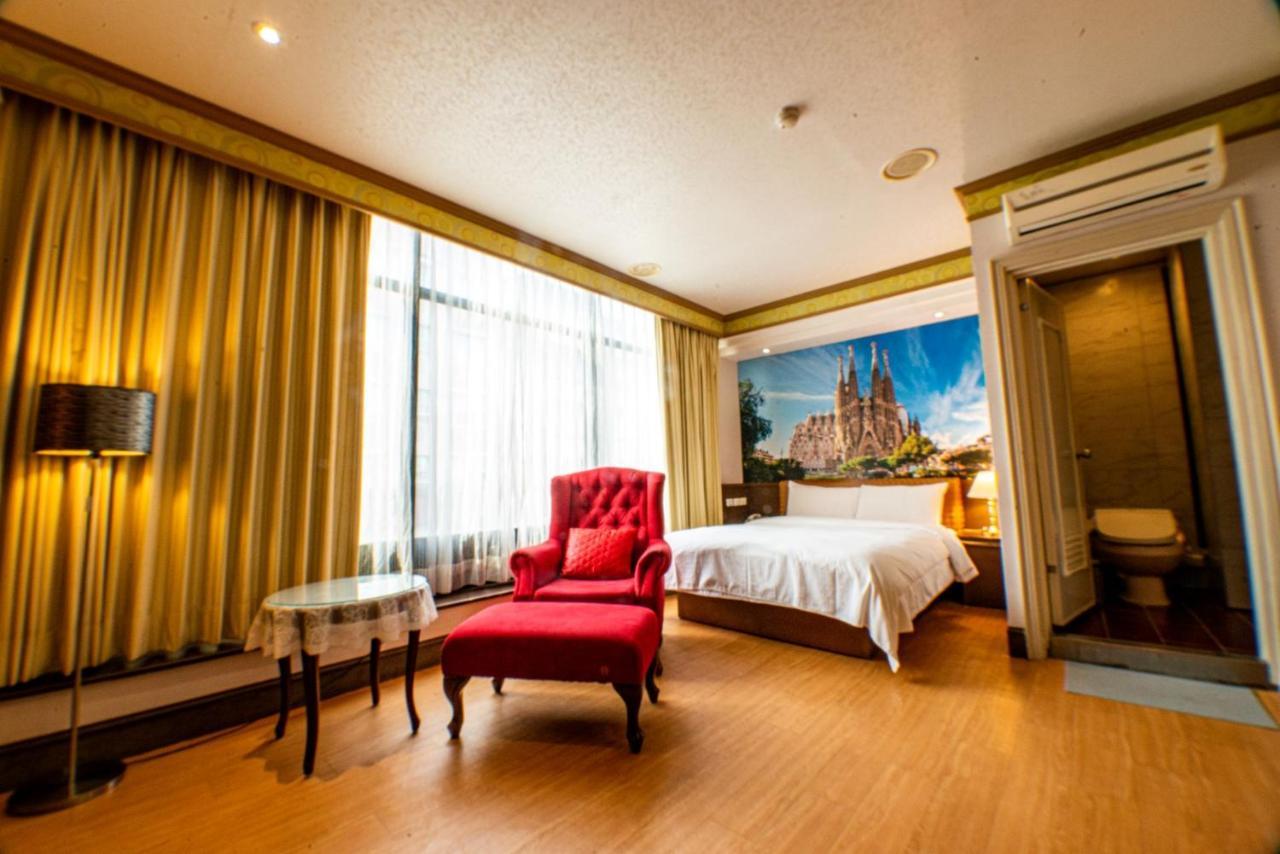 Wenpin Hotel - Pier 2 Kaohsiung Exterior foto