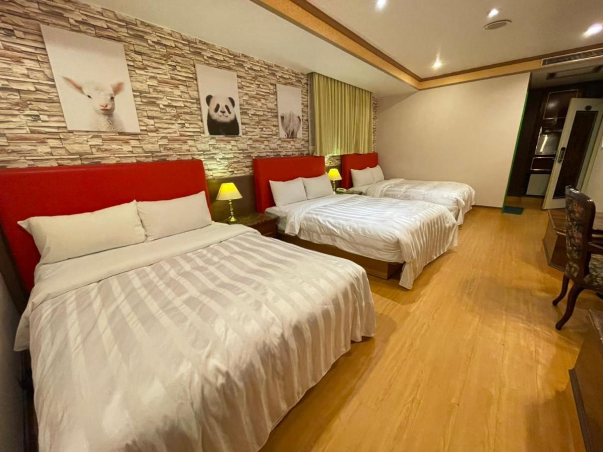 Wenpin Hotel - Pier 2 Kaohsiung Exterior foto
